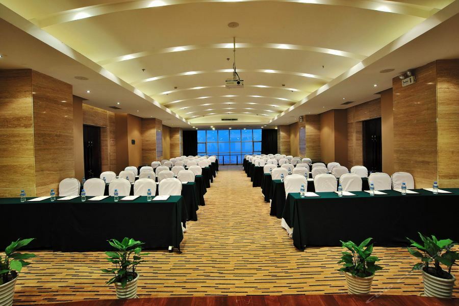 Xiongchu International Hotel Wuhan Exterior foto